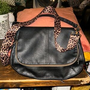 Black/leopard crossbody bag